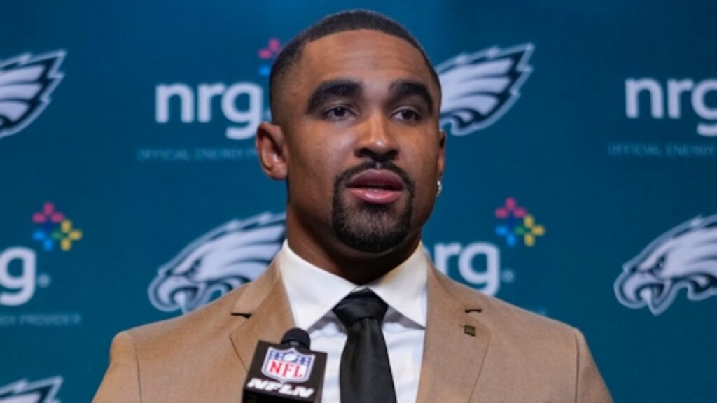 Jalen Hurts receives Citizen of the Year Award