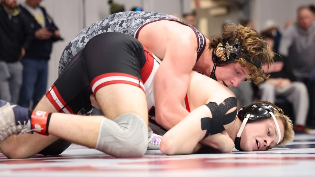 Wrestling photos: Region 7, Friday, Feb. 28