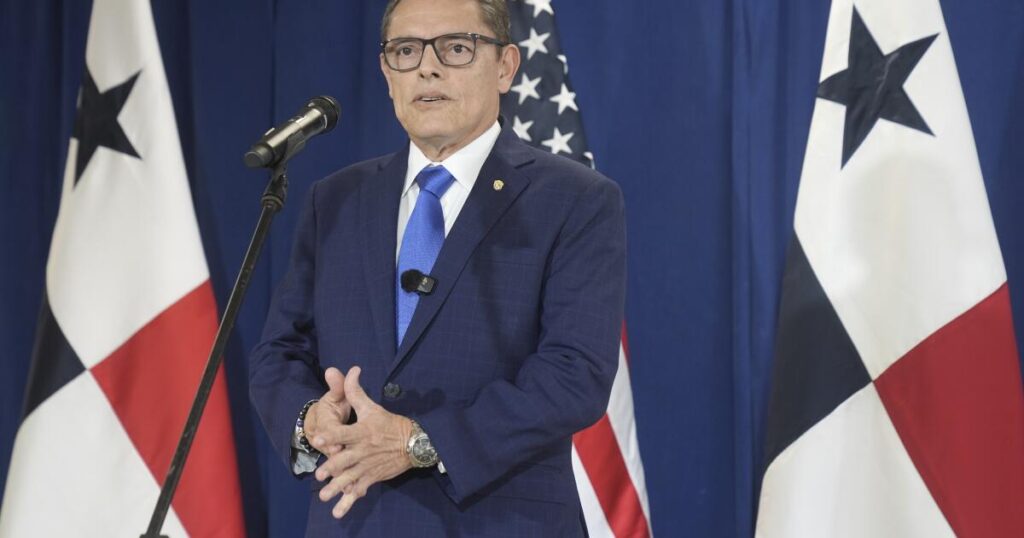 Nearly 300 deportees from U.S. held in Panama hotel as officials try to return them to their countries