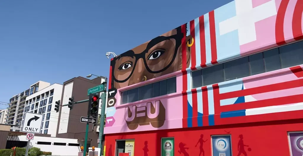 New Downtown Phoenix mural raises HIV/AIDS awareness