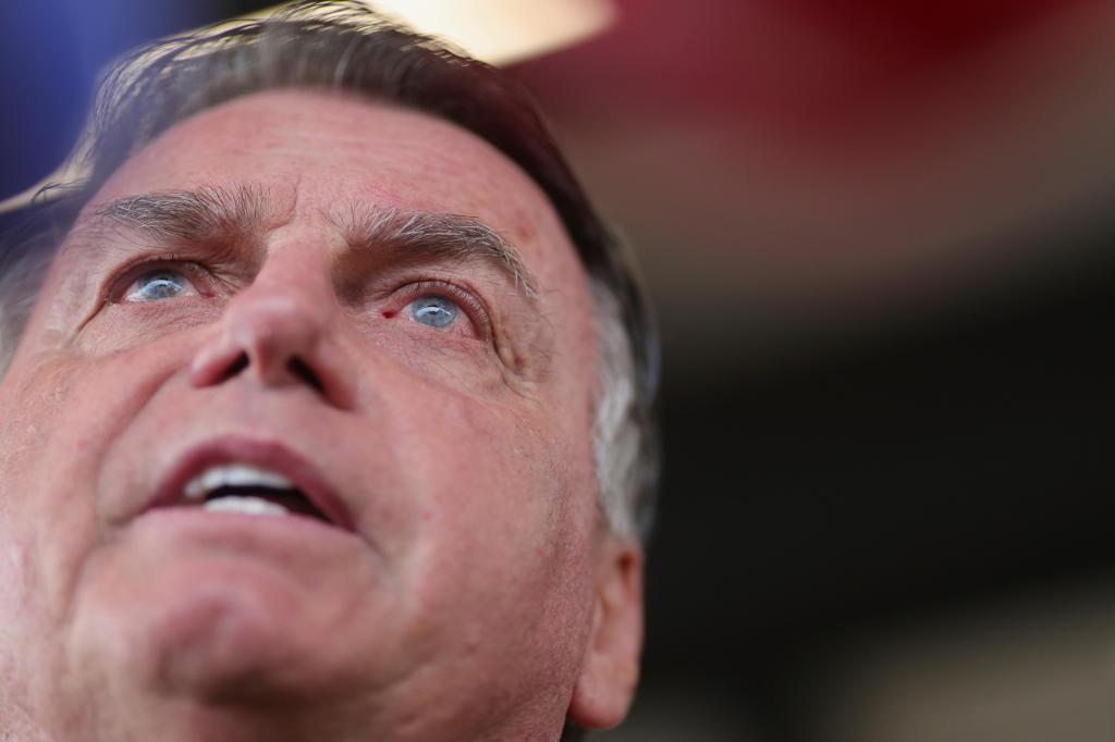 El expresidente de Brasil, Jair Bolsonaro, es hospitalizado por dolor abdominal – Chicago Tribune