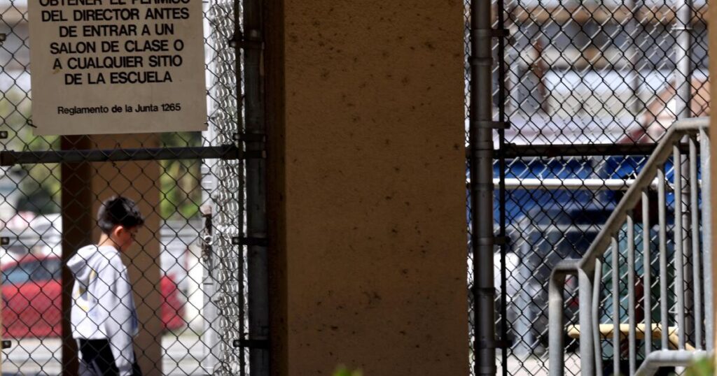 L.A. principals were right to deny access to immigration agents