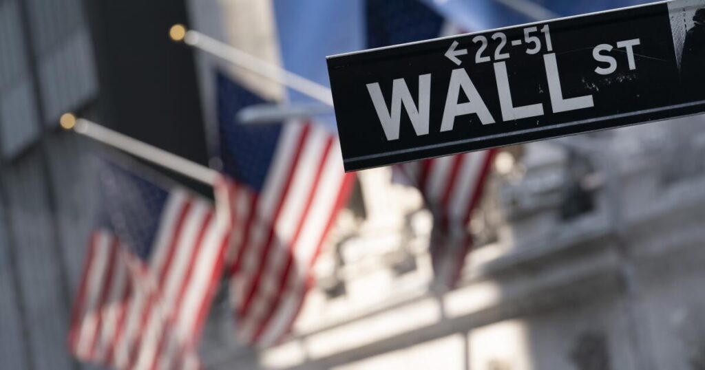 Letters to the Editor: Stock market signals that it is unwilling to rescue economy from poor fiscal policy