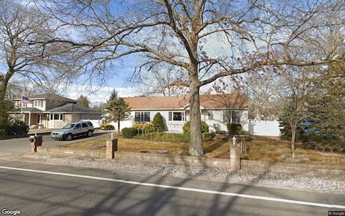 255 Chelsea Avenue, Bayville, NJ