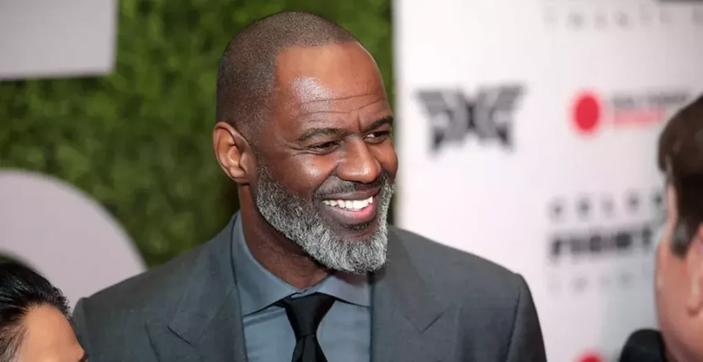 Brian McKnight sues singer Jaguar Wright