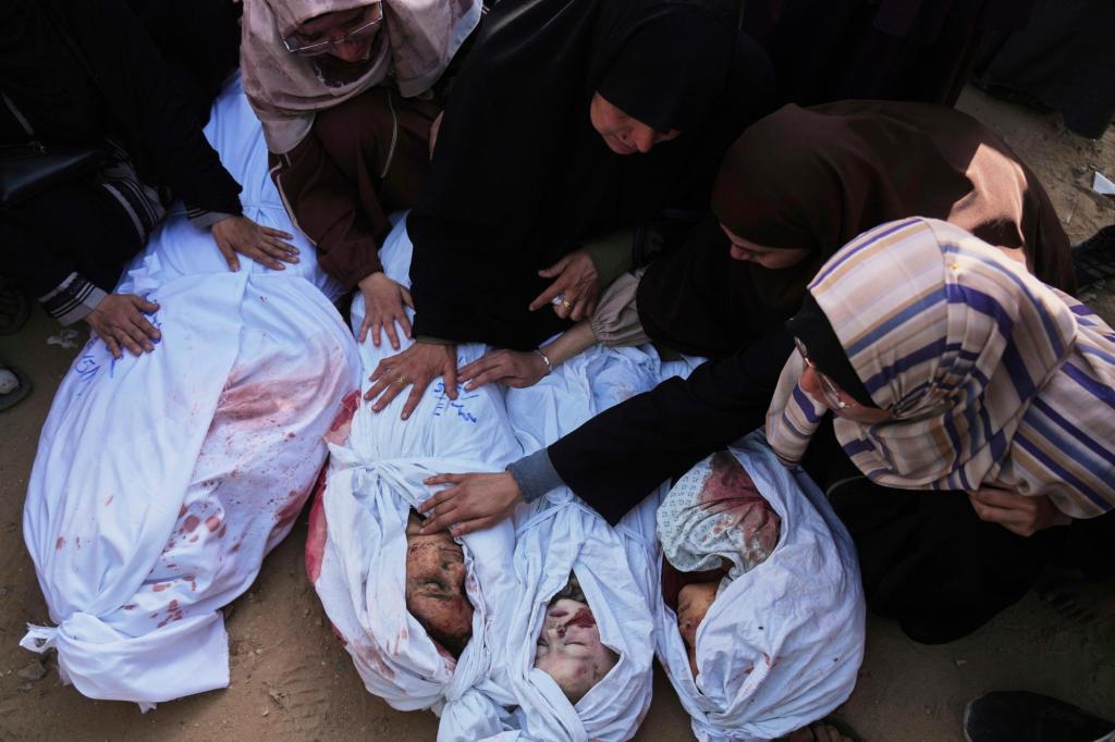 Israeli airstrikes in Gaza kill 70 people, including 22 children