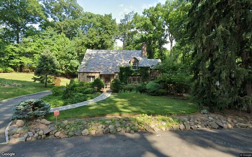 1025 Sleepy Hollow Lane, Plainfield, NJ