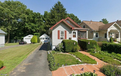 16 Grey Rock Avenue, Little Falls, NJ