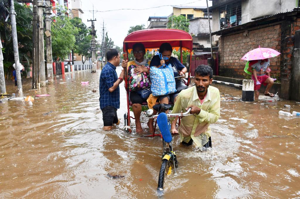 Inundaciones en la India dejan al menos 22 muertos en el noreste del país – Chicago Tribune