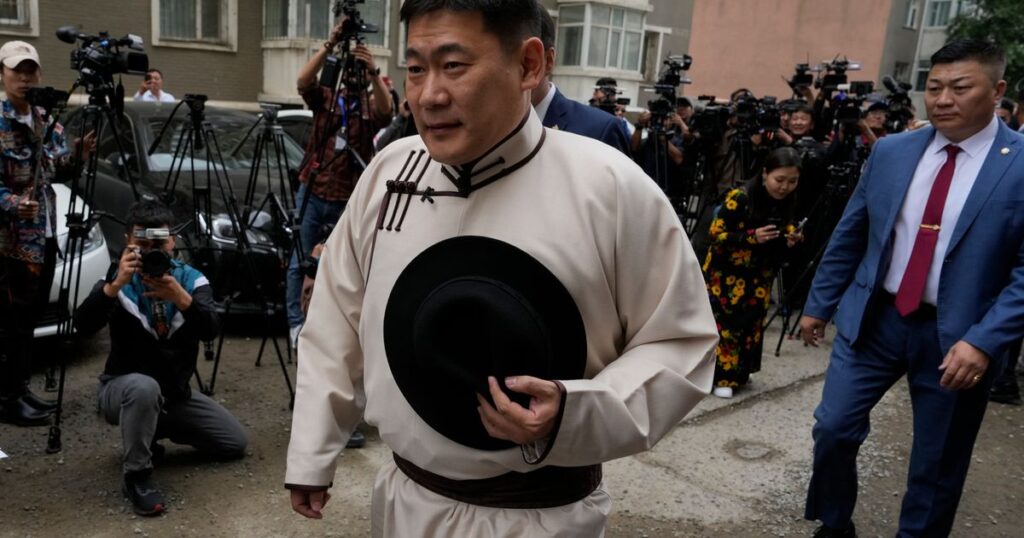 Protests against prime minister in Mongolia could lead to government shake-up