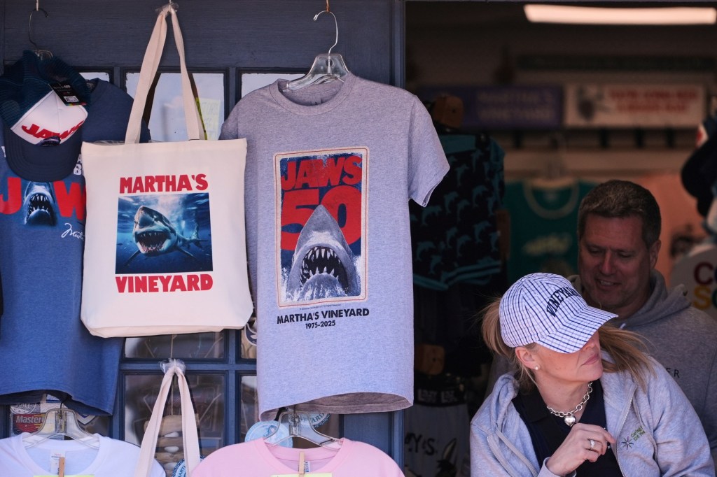 How ‘Jaws’ changed our chumminess with swimming 50 years ago this summer – The Virginian-Pilot