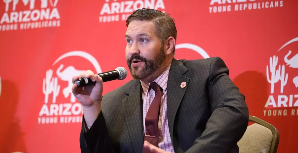 Maricopa County recorder throws fit, sues board of supervisors