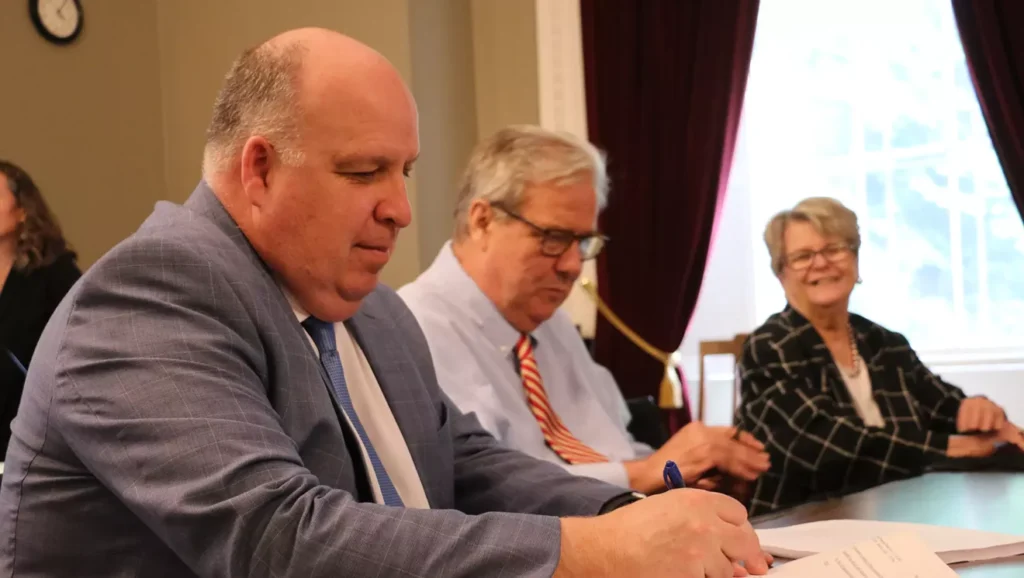 Lawmakers Reach Deal on Education Reform Bill