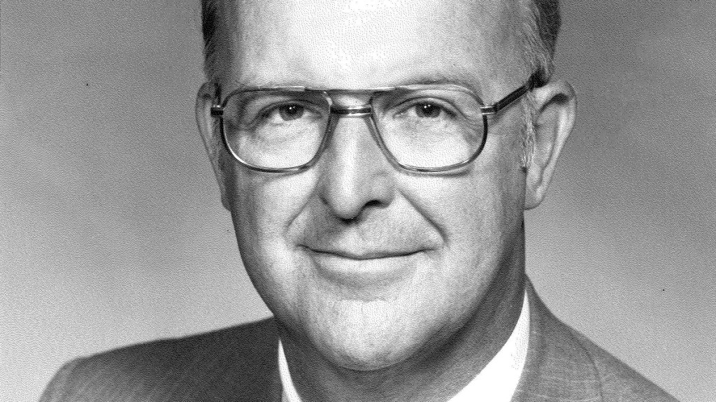 James T. Cavanaugh III, an investment advisor, dies