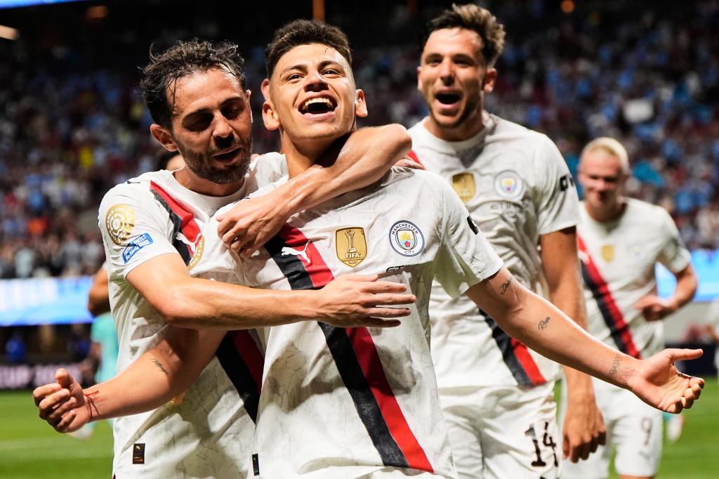 Echeverri se estrena como goleador del Man City en victoria 6-0 ante Al Ain en el Mundial de Clubes – Chicago Tribune
