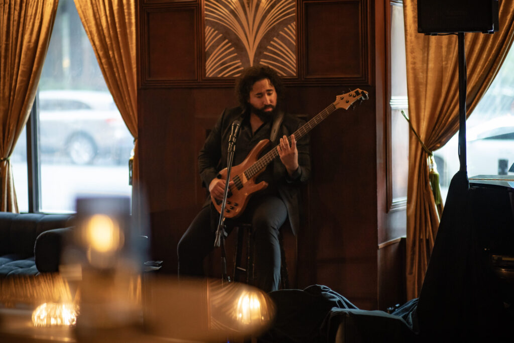 Bass Guitarist Shaun Munday at VOO Lounge | Jun 27, 2025