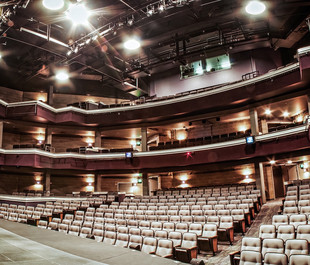 Dark Comedy ‘God of Carnage’ Opens at Arkansas Repertory Theatre