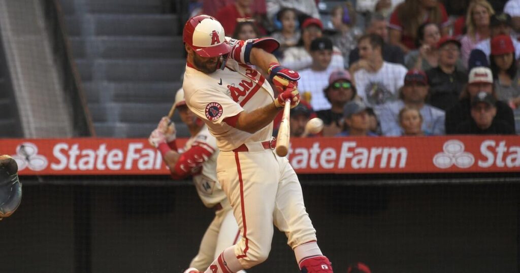Jo Adell and Chris Taylor power Angels to comeback over Mariners