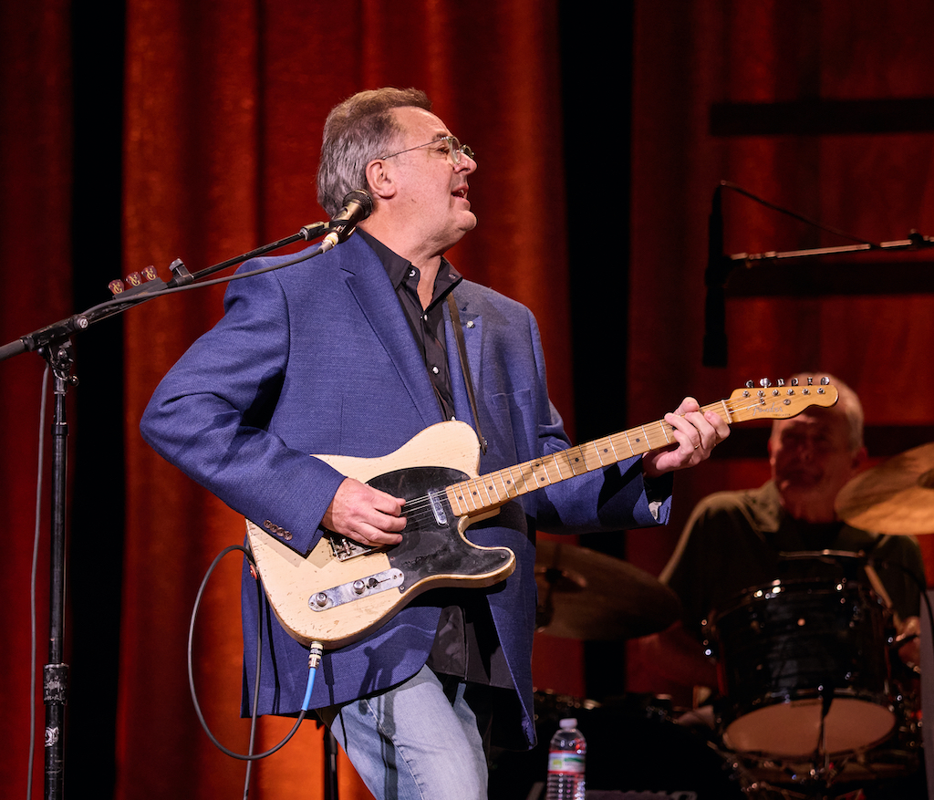 Photos: Vince Gill at Simmons Bank Arena