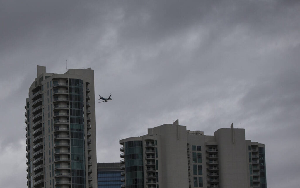 Strong storms pound Interstate 15, areas of Clark County