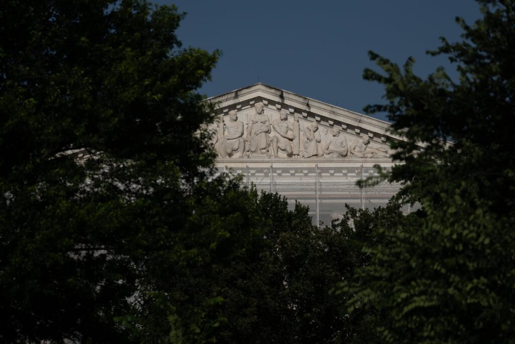 Supreme Court ends birthright citizenship in parts of country