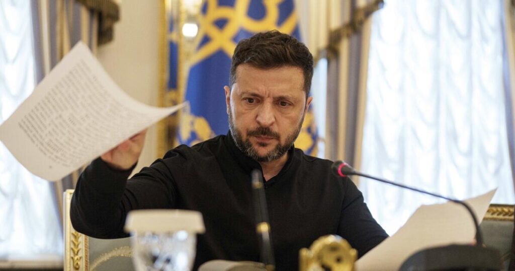 Ukraine's Zelensky wants face-to-face talks with Putin but the Russian leader shows no willingness