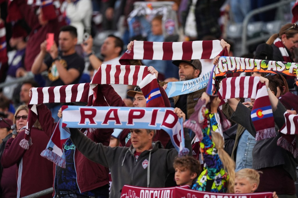 Rapids create numerous chances, fall at home to Sporting Kansas City