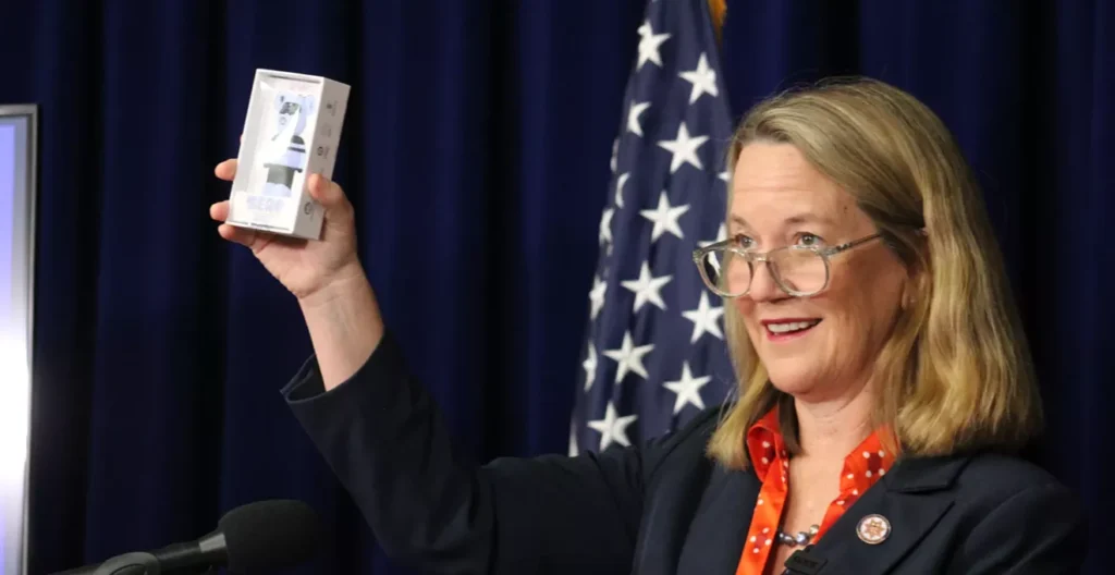 Phoenix area smoke shops busted for selling vapes to undercover kids