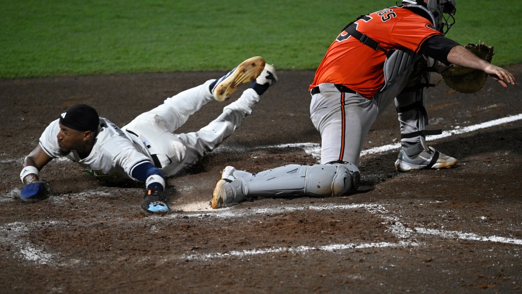 Orioles unravel, waste gem in 4th straight loss, 4-3 to Rays