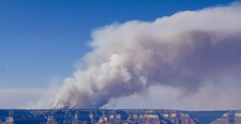 Northern Arizona wildfires hurt tourism economy of Grand Canyon area