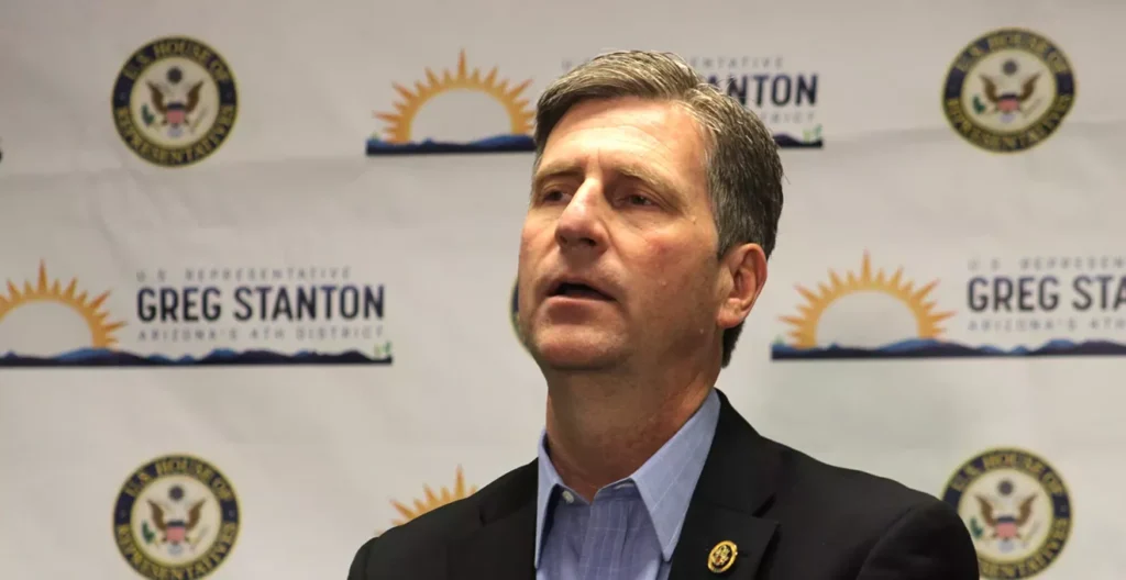 Arizona Democrats rip ICE for barring them from detention center