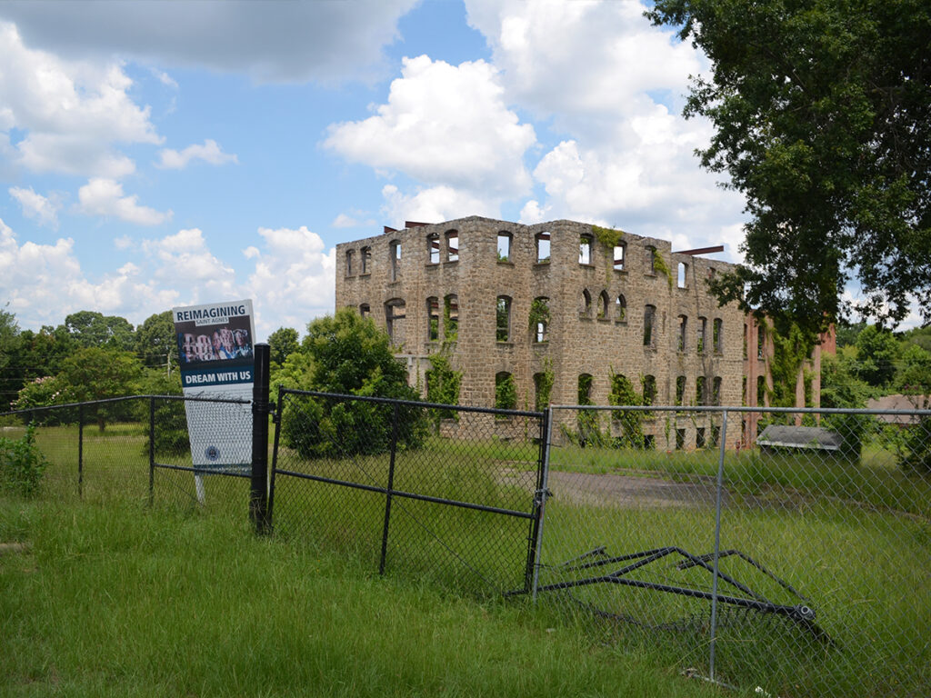 Saint Augustine's University Appeals to Alumni for Donations Following Loss of Accreditation  Saint Augustine's University leaders appeal to alumni