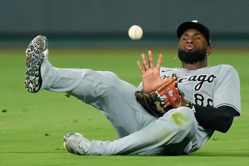 Chicago White Sox's Luis Robert Jr. displaying all-around game