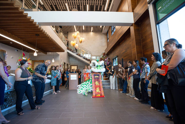 COURTESY STRAUB BENIOFF MEDICAL CENTER
The blessing of the new Straub Benioff Medical Center Mililani Clinic and Urgent Care included a lion dance by the Wah Ngai Lion Dance Association.