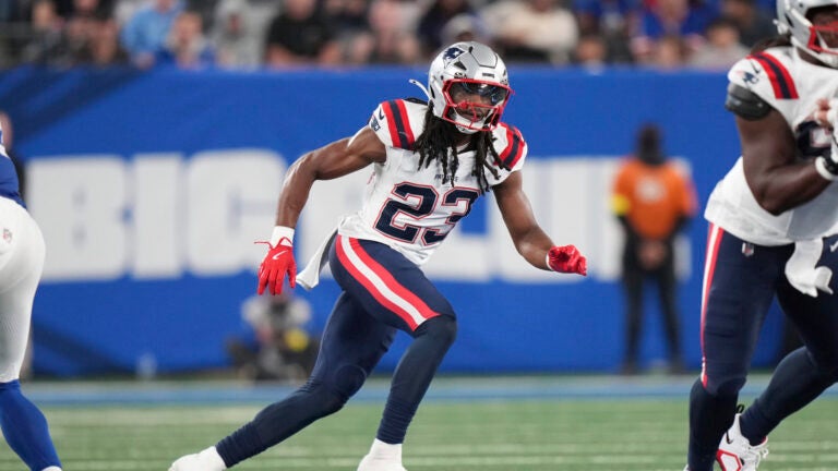 New England Patriots safety Kyle Dugger (23) defends near the line of scrimmage during an NFL preseason football game against the New York Giants, Thursday, Aug.. 21, 2025, in East Rutherford, NJ.