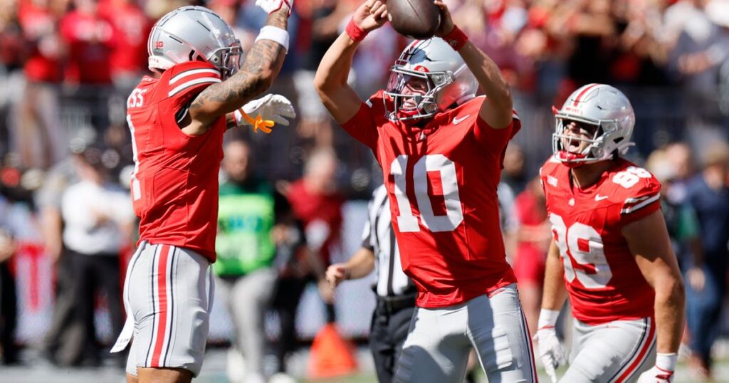 Sayin, defense propel No. 3 Ohio State past top-ranked Texas 14-7