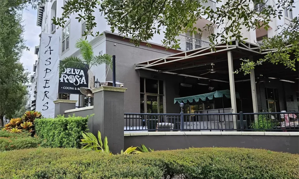 Selva Rosa Cocina & Bar will open in the old Teak Neighborhood Grill space in Maitland