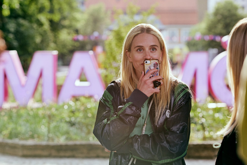 What to watch: Robin Wright ups the crazy in 'The Girlfriend'; Brazil and France get 'Love Island' franchises