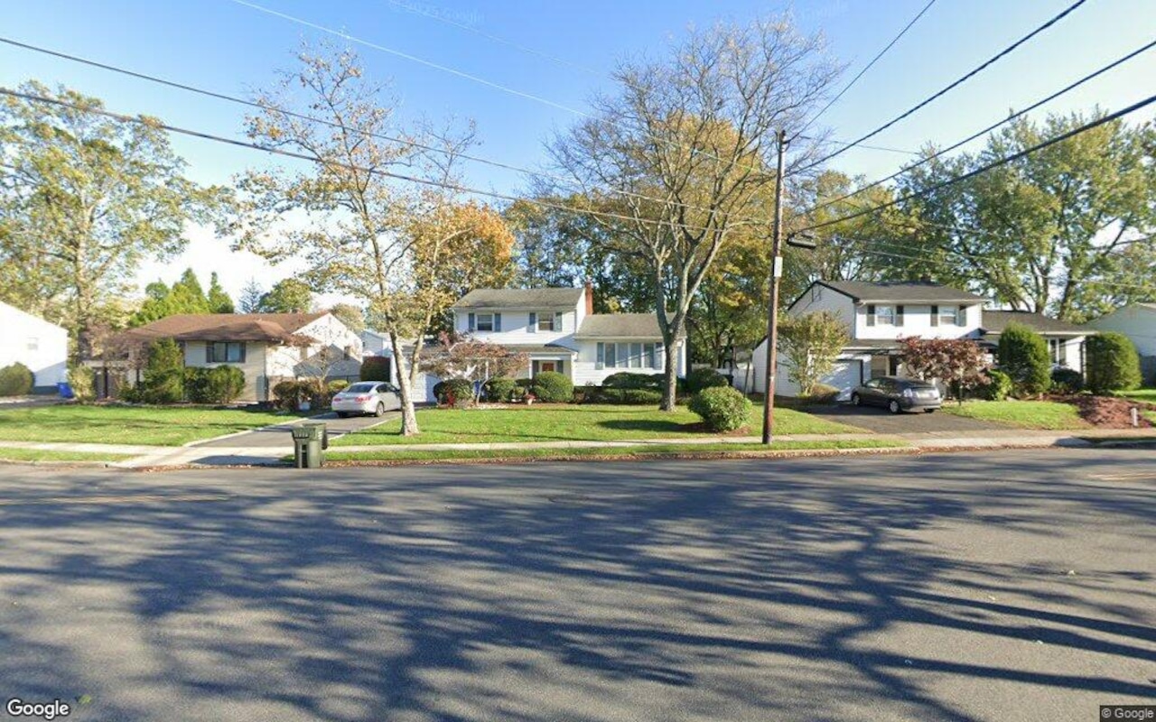 3 Topaz Lane, Iselin, NJ