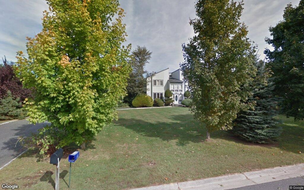 9 Desai Court, Freehold, NJ