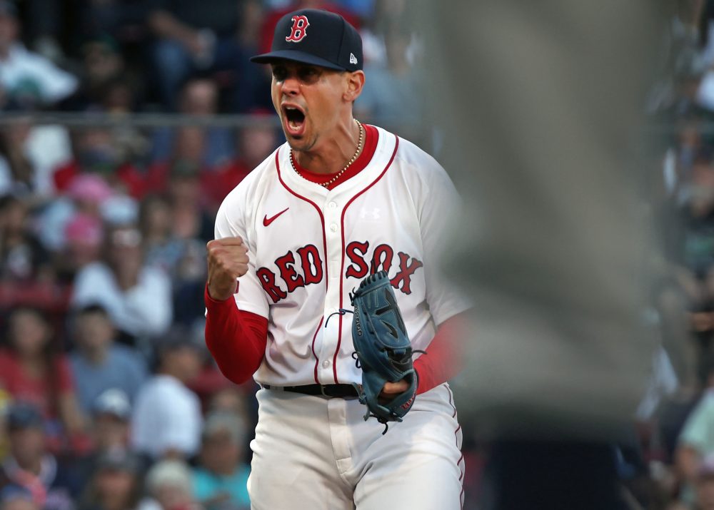 Red Sox top Tigers to end regular season