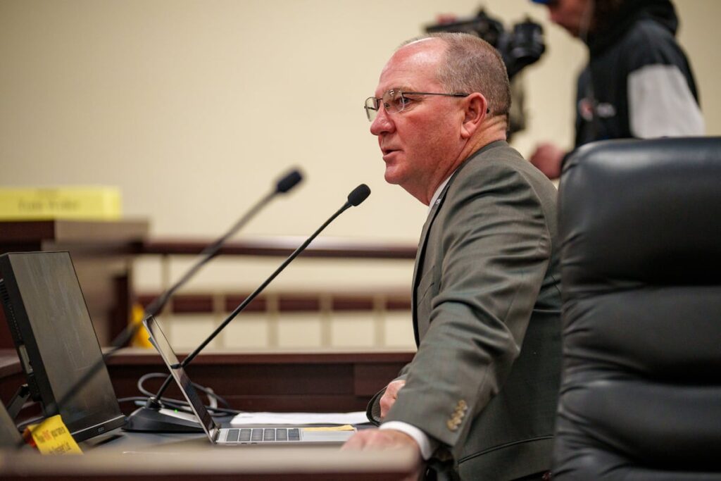 Legislature picks ten lawmakers to draw new congressional maps