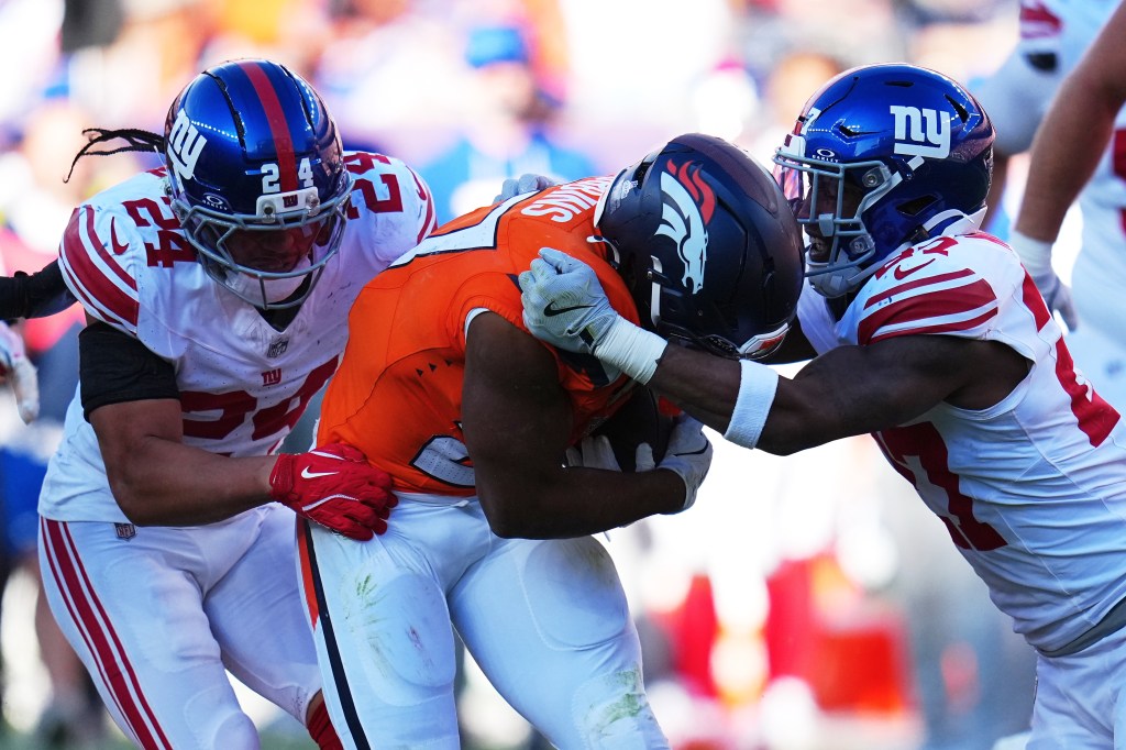 Sean Payton remains Broncos play-caller despite struggles vs. Giants