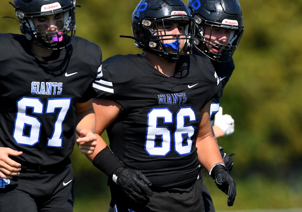 Max Leon 'sets the standard' for Highland Park