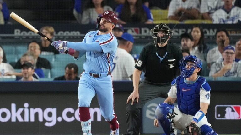 Red Sox reportedly 'love' star slugger Kyle Schwarber ahead of free agency