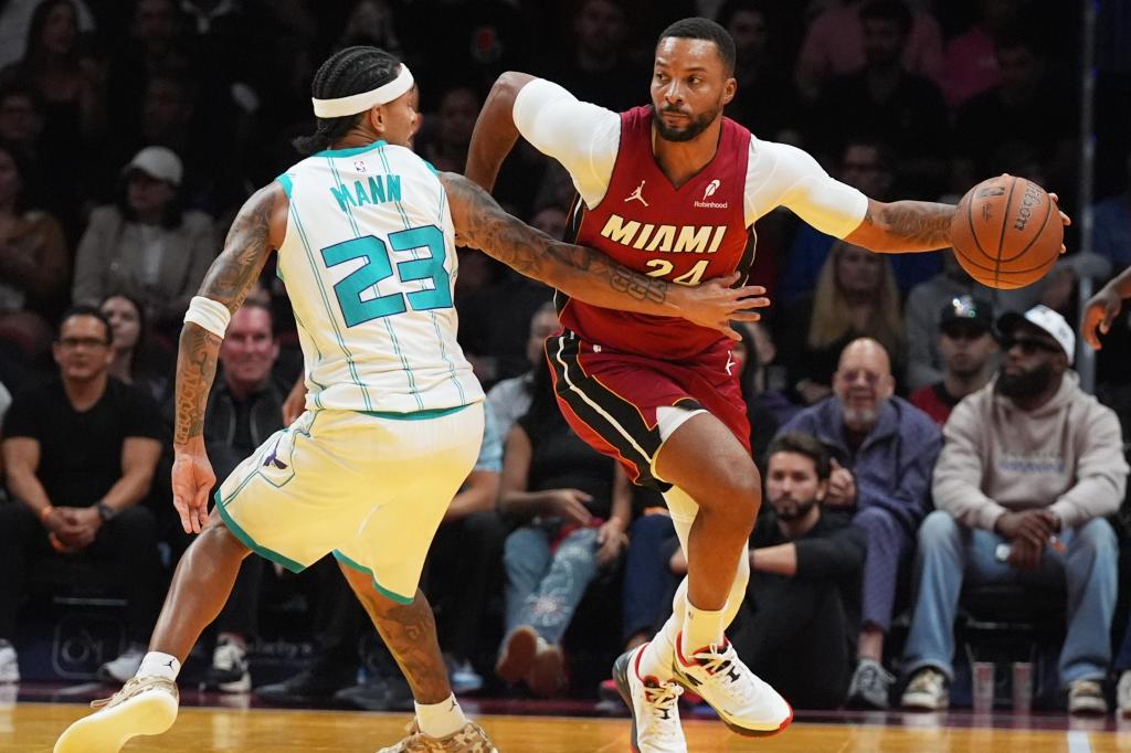 Powell anota 25 y el Heat arrasa 126-108 a Hornets en la Copa NBA – Chicago Tribune