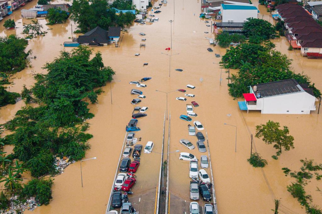 Por lo menos 33 muertos por inundaciones en Tailandia – Chicago Tribune