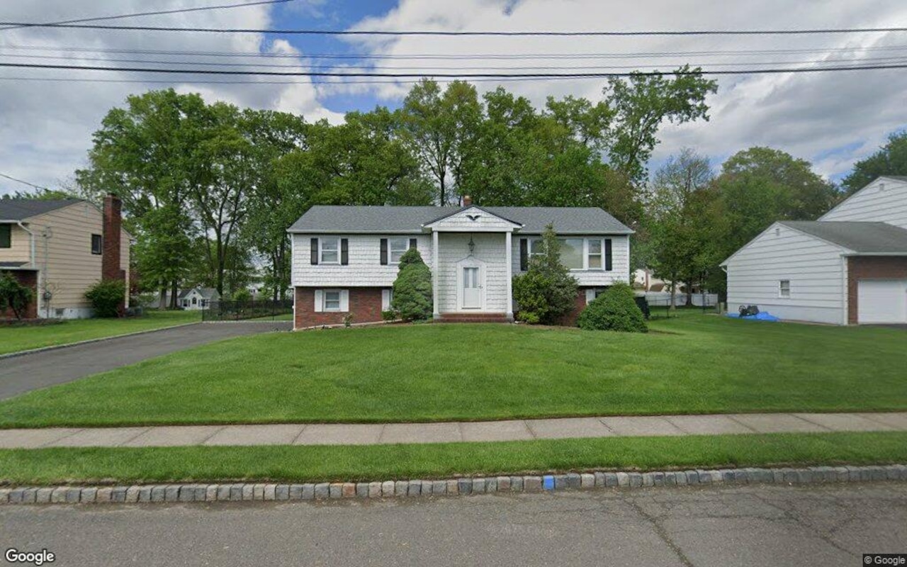 10 Jill Terrace, Fairfield, NJ