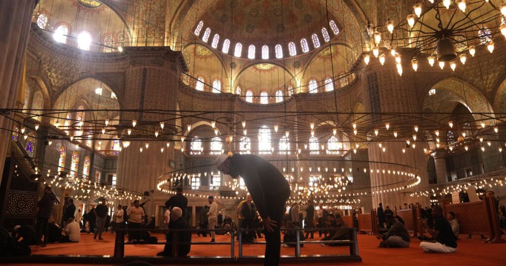 Pope Leo XIV opens first foreign trip with visit to Turkey that highlights religious, political ties