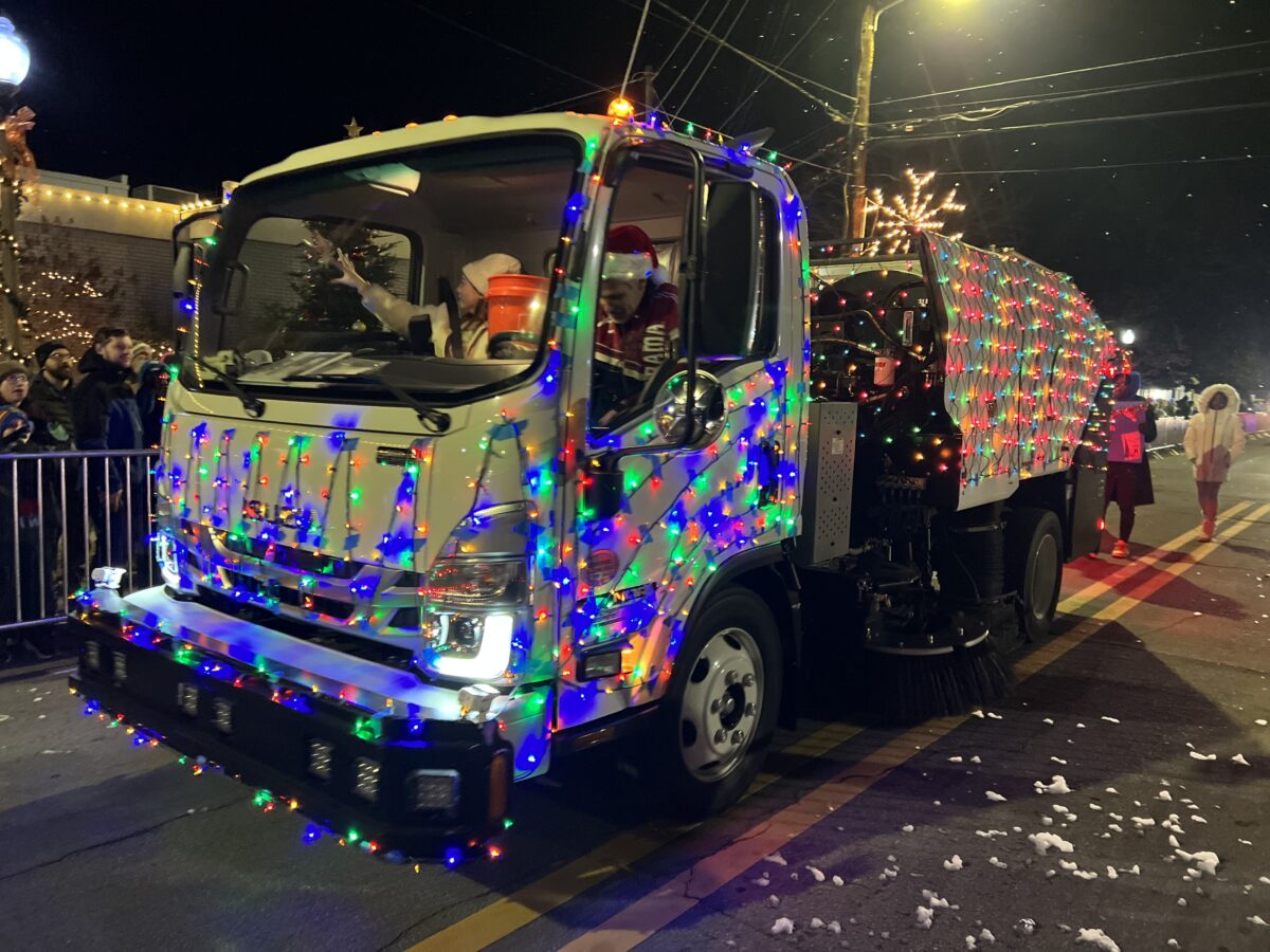 Meet Santa in Birmingham: 25+ events and spots to catch Santa this Christmas season 4 City of Irondale Christmas Parade